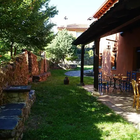 Holiday home Rural La Senda *
